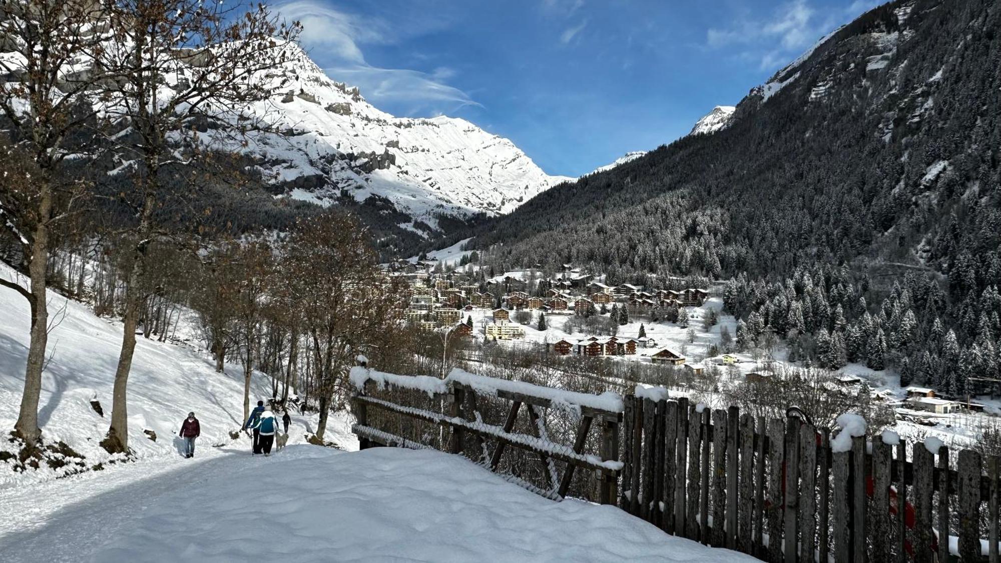 Ferienwohnung Valere B - It'S Magic Gmbh Leukerbad Esterno foto